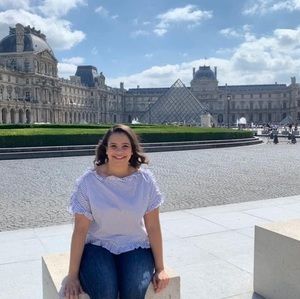 Meet your Posher, Alexis